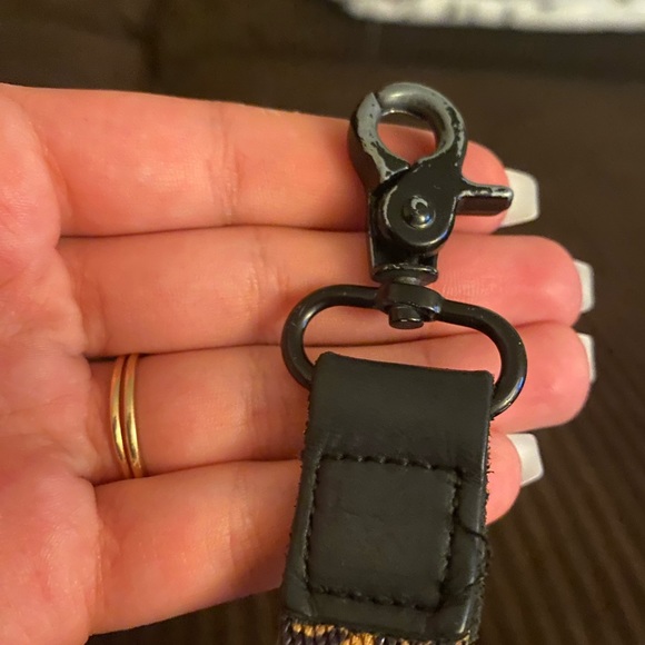 Leopard print Thread Wallet Lanyard - Picture 2 of 2